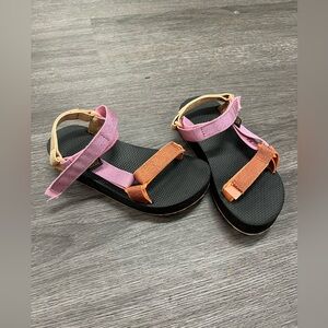 Girls Size 2 - Teva metallic